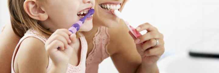 10 лучших отбеливающих зубных паст в 2024 году