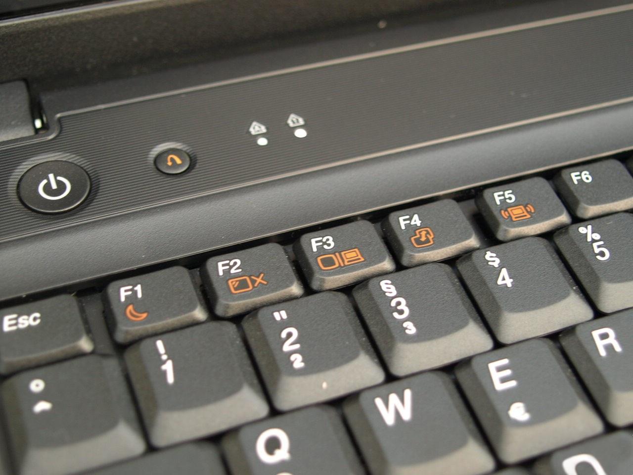 Кнопка рестарт на ноутбуке леново