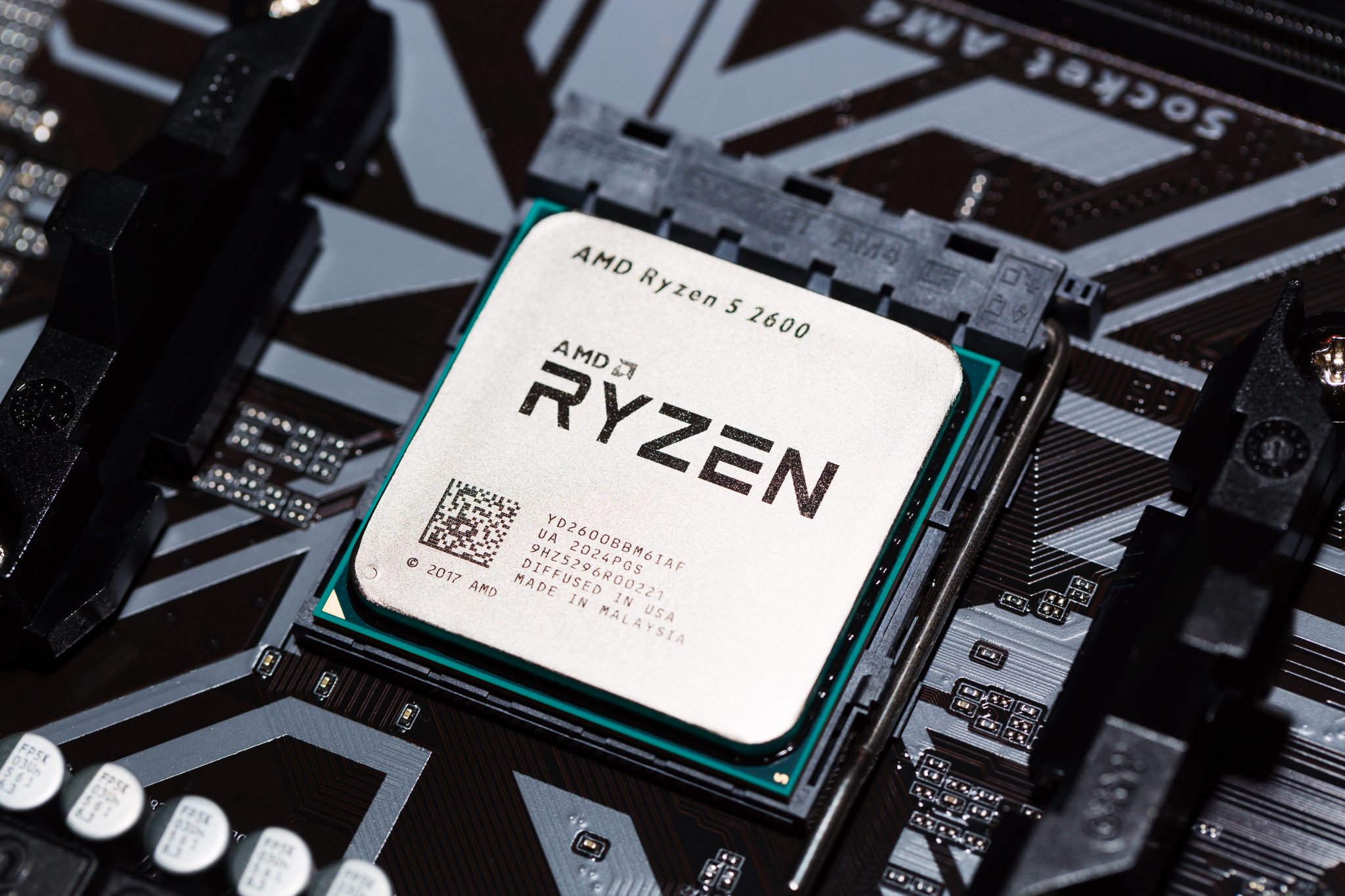 Ryzen 2600 память. AMD Ryzen 5 2600. AMD Ryzen 5 2600 Six-Core Processor. Сокет AMD Ryzen 5. Hexa Core Ryzen 5 2600.